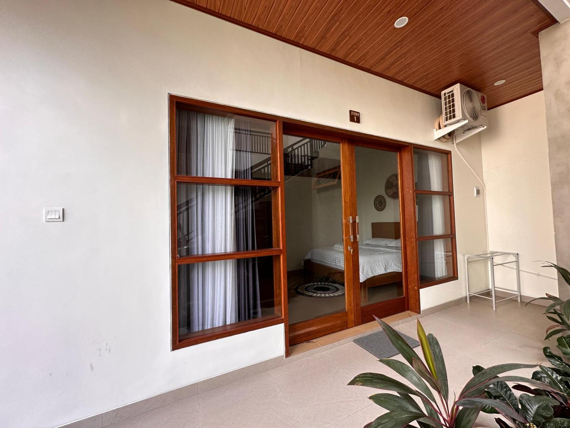 Villa Son Sun Uluwatu Exterior foto