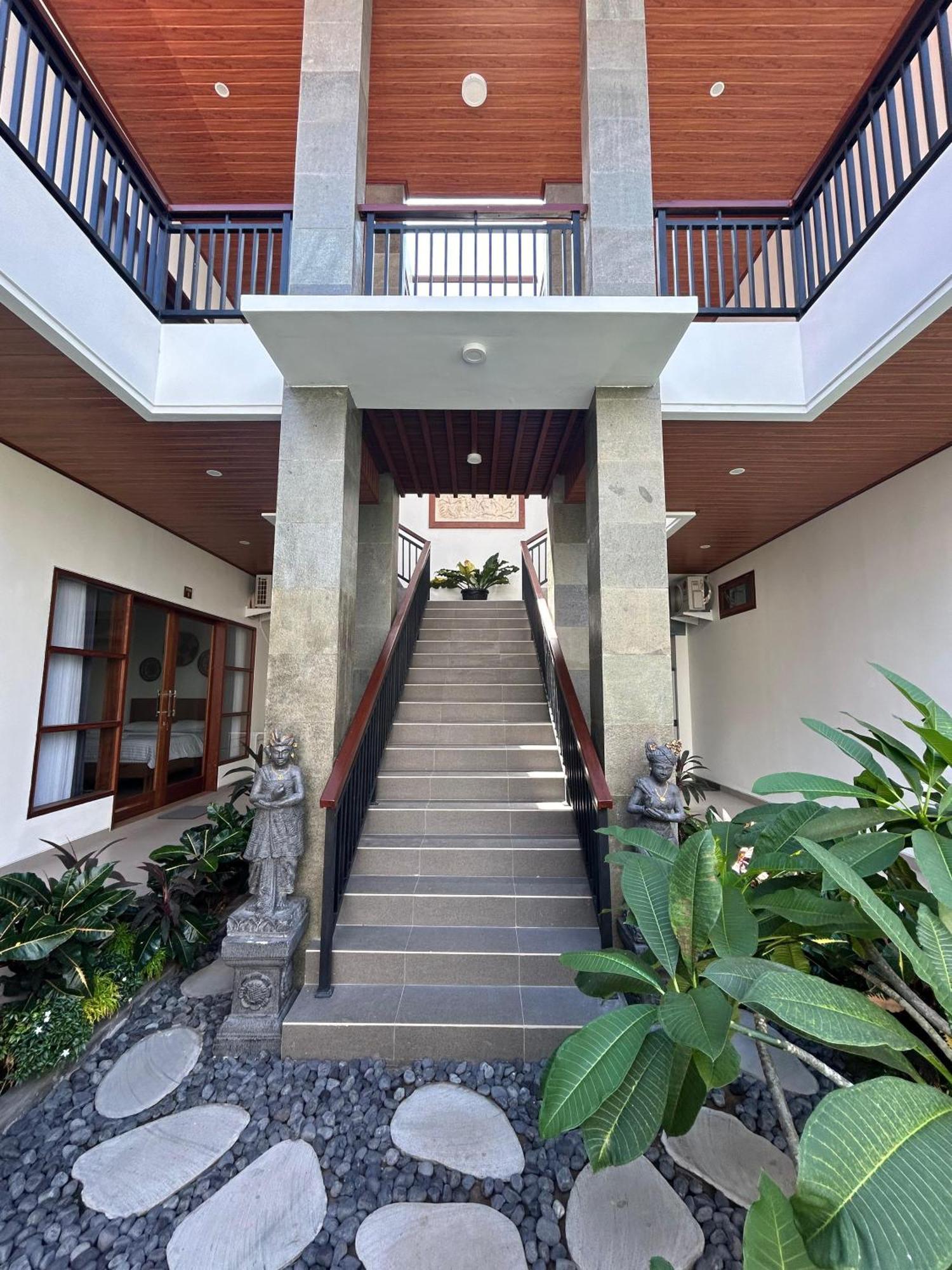 Villa Son Sun Uluwatu Exterior foto